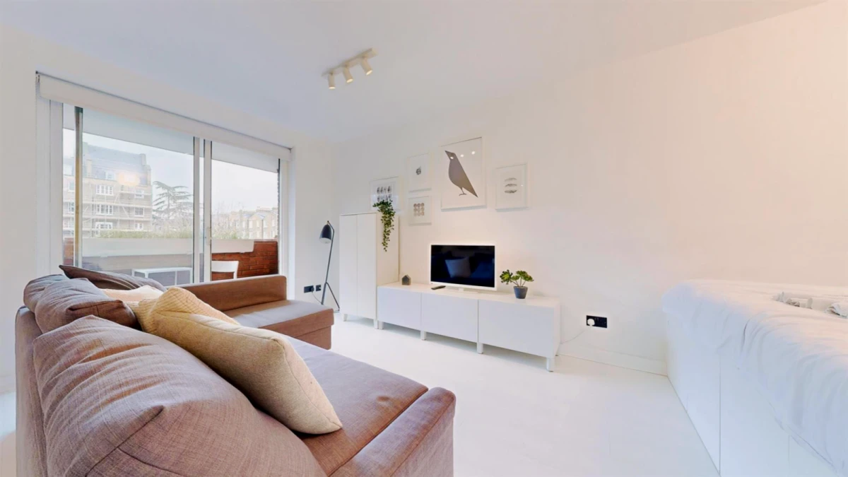 Cromwell Road, Earls Court, London 0