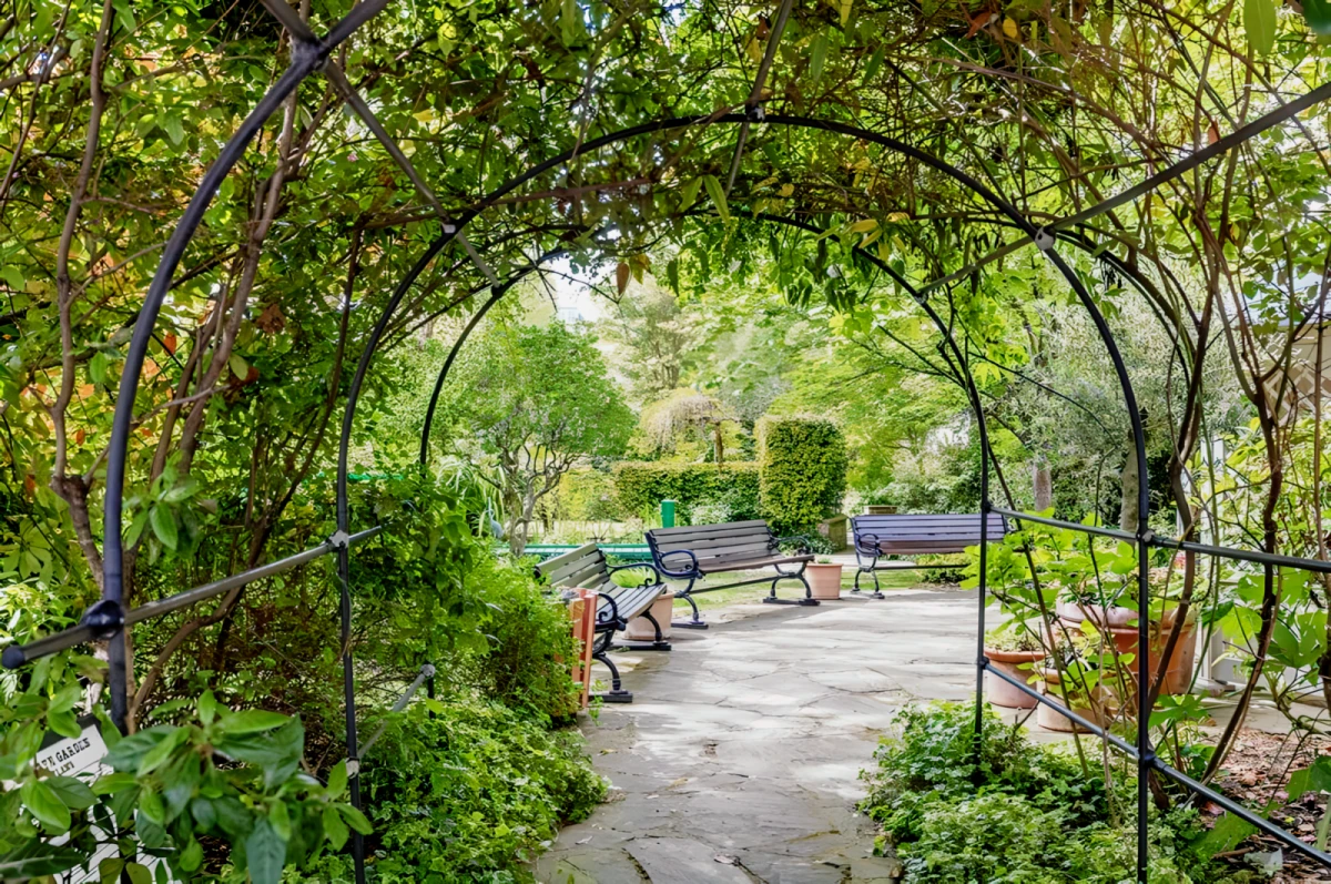 Lexham Gardens, Kensington 0