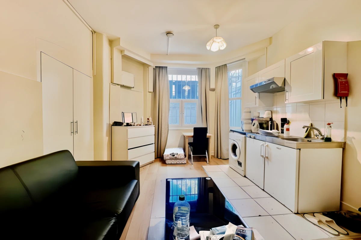 Cromwell Road, Earls Court 0