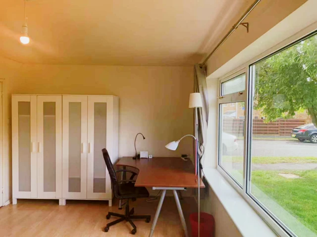 34 Cloud Green - Coventry student accommodation - room 1