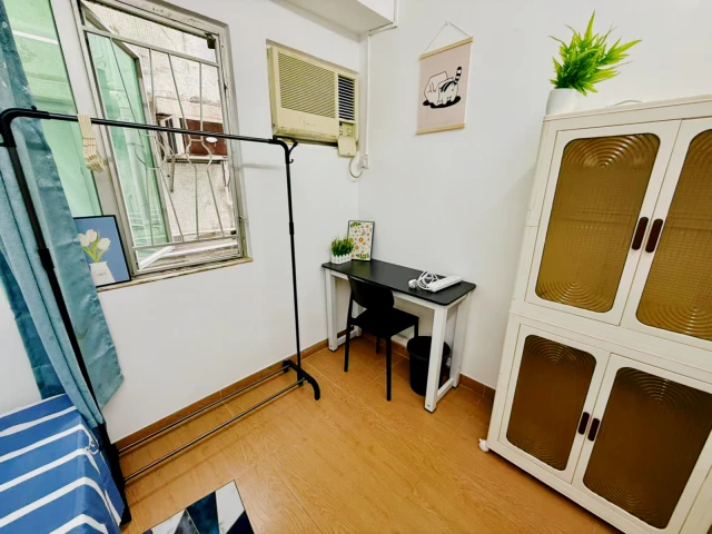 Tuen Mun Brilliant Garden 4