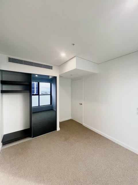 4 Finch Dr 4