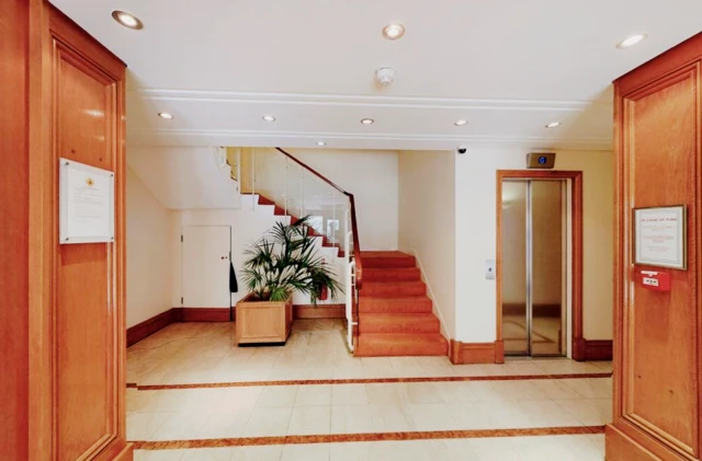 LH-MONTROSE COURT 1