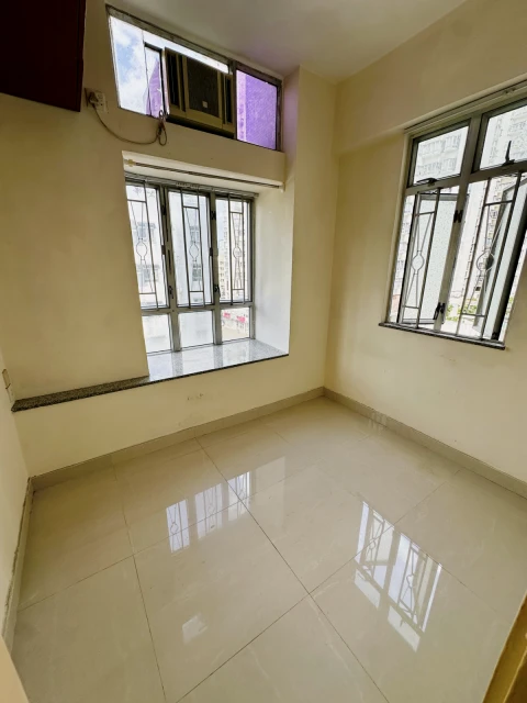 UNIICORNER | Golden Garden 4