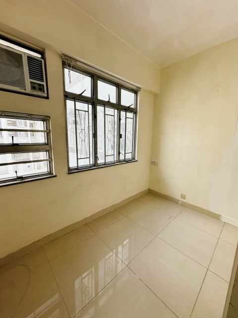 UNIICORNER | Golden Garden 2