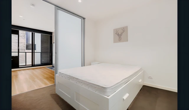 951-955 Dandenong Road 2