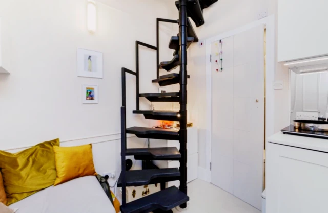 LH-Old Brompton Road 4