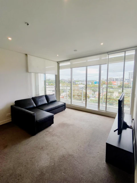 8 Ebsworth St