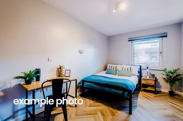 Flat 39, Mayfair Court 3