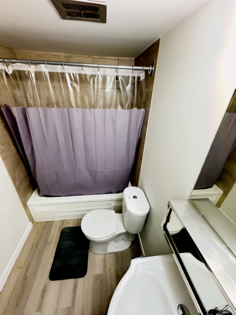 Sky Residence - 12 Avenue SW & 13 Avenue SW - Calgary student accommodation - Flex Room