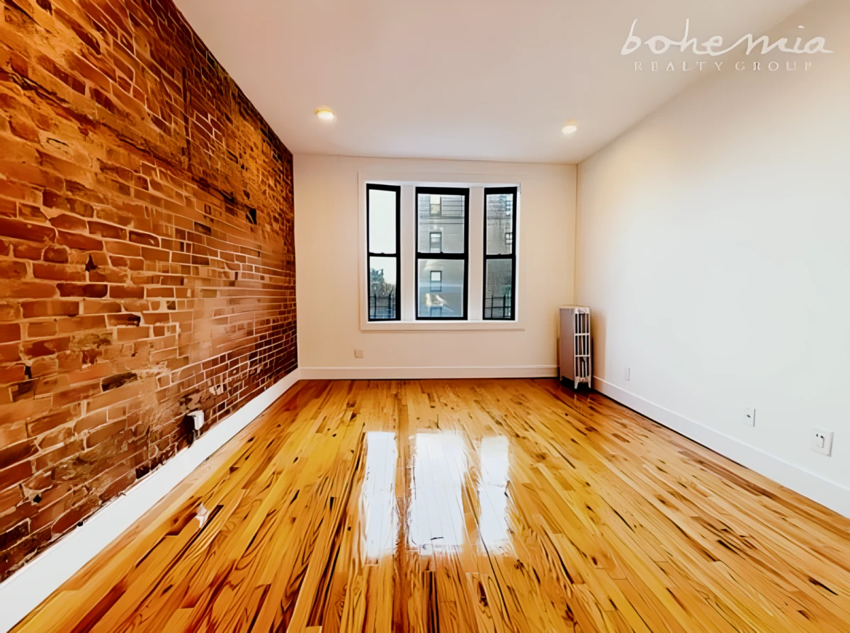 545 Edgecombe Ave 0