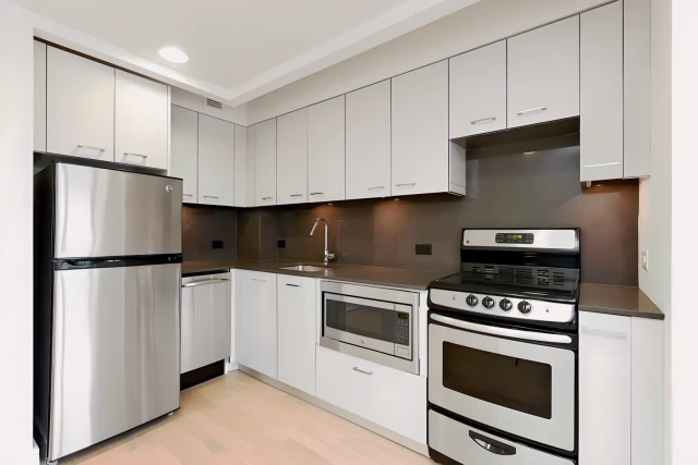 Astoria Central 4