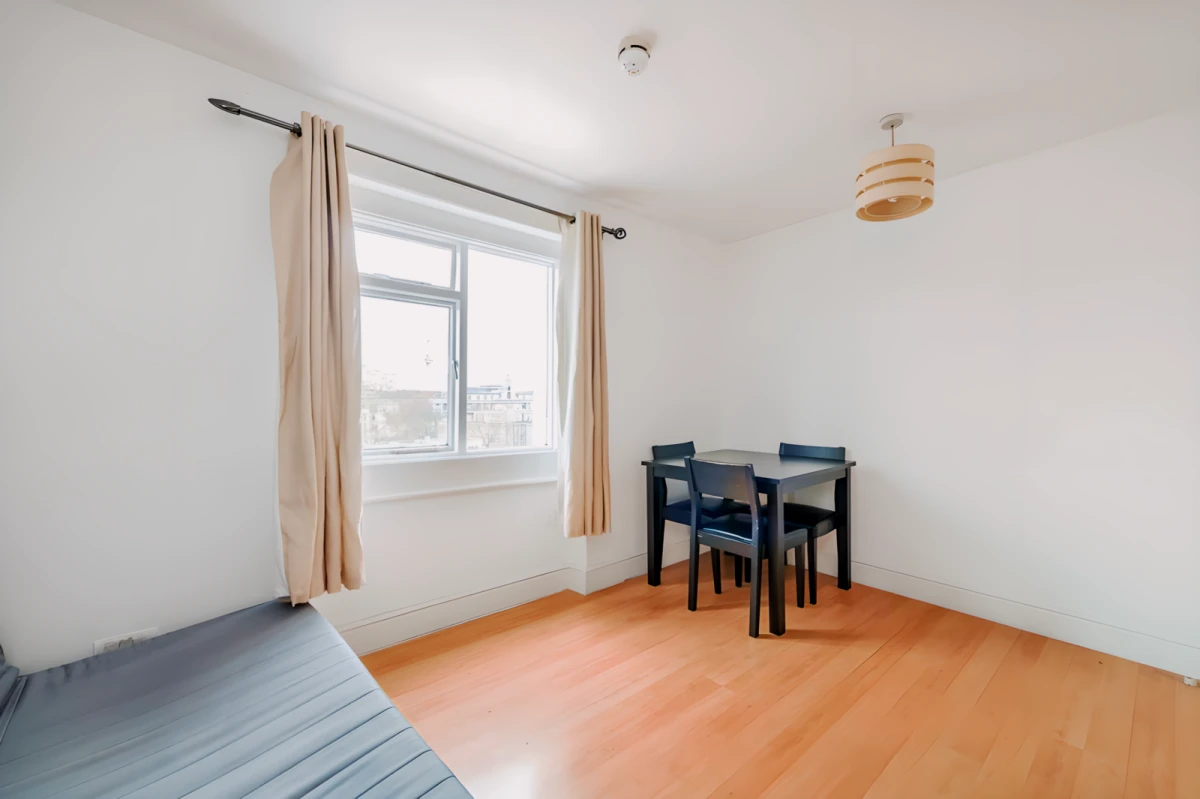 LH-Leinster Gardens 0