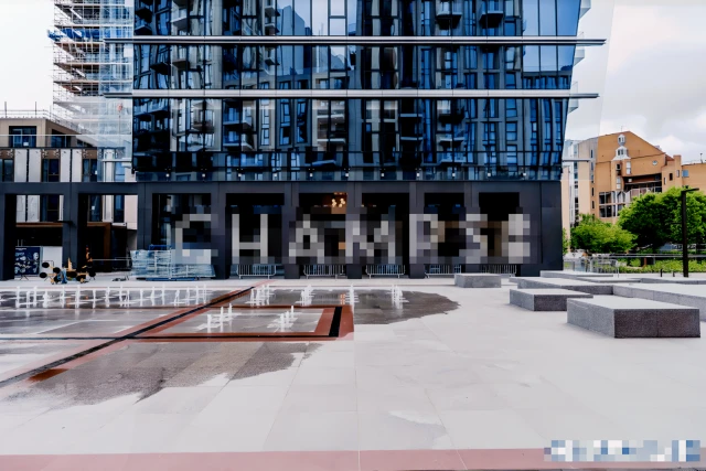CM-London Dock 2
