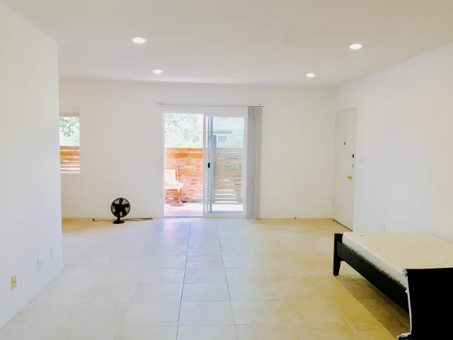 2300 Oak Street #1 2