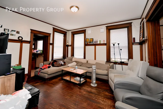 305 W. McMillan Street 2
