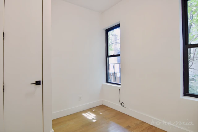 504 W 159th St 2