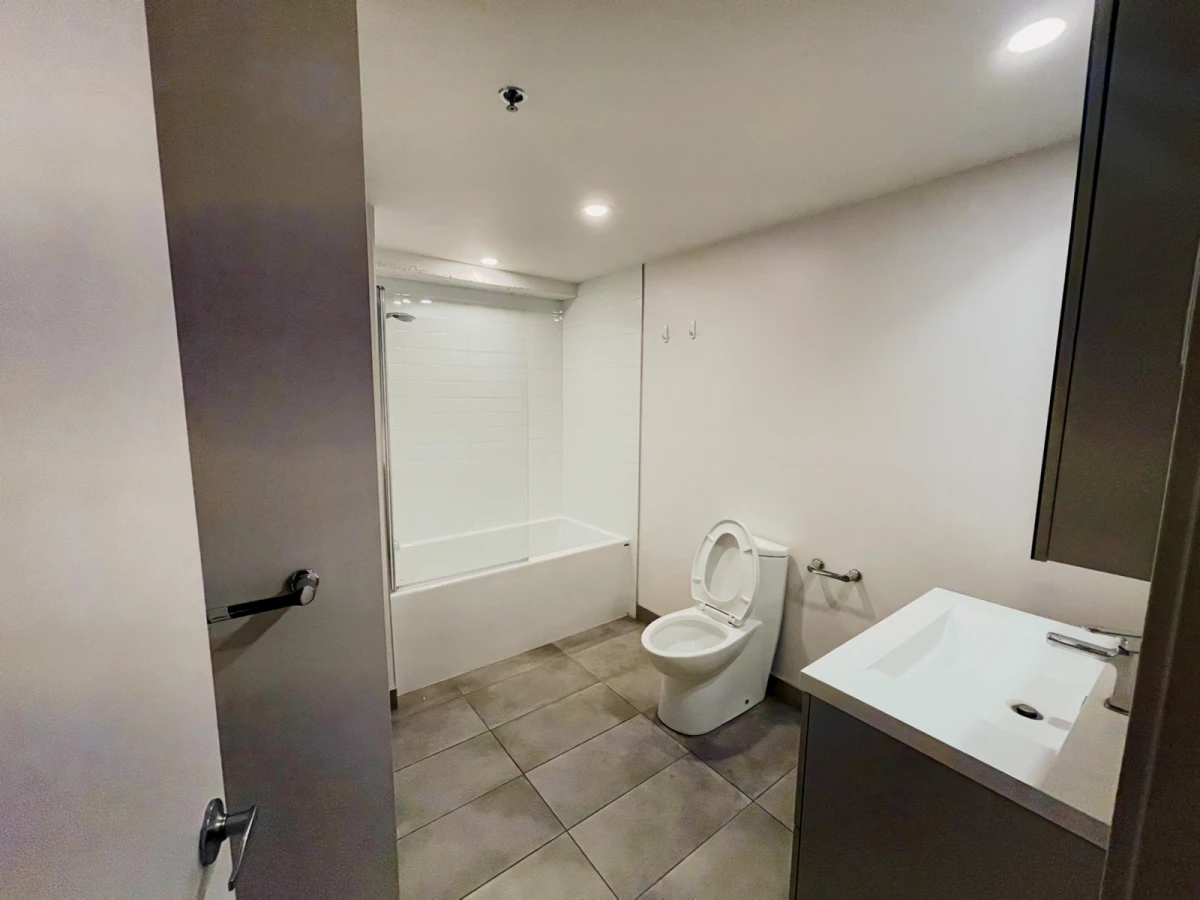 Harrington Housing - Dominik 0