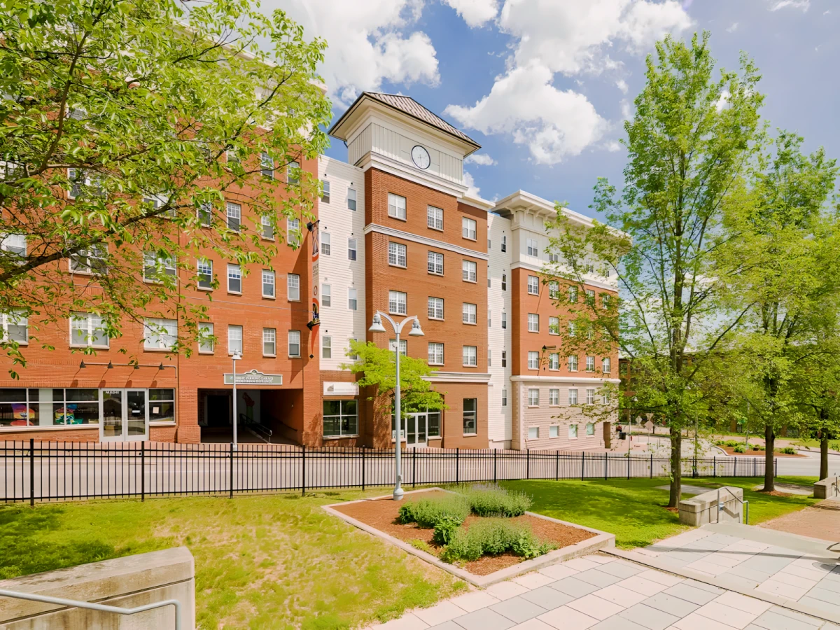 Spinner Place - Winooski student accommodation