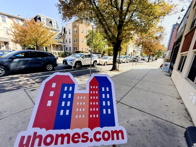 CA - 4036 Walnut Street 4