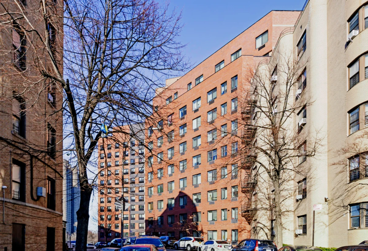 St Georges Crescent 0