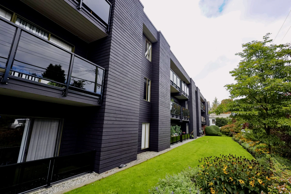 West 6th Avenue - Vancouver student accommodation