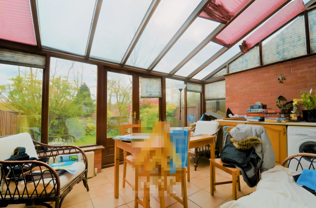 Entire Place·3B1.5B···48 Poole Crescent 1