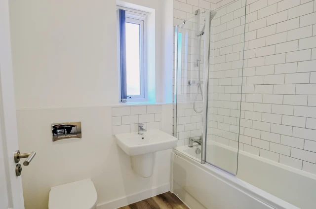 Entire Place·3B2.5B···8 Bird Close 2