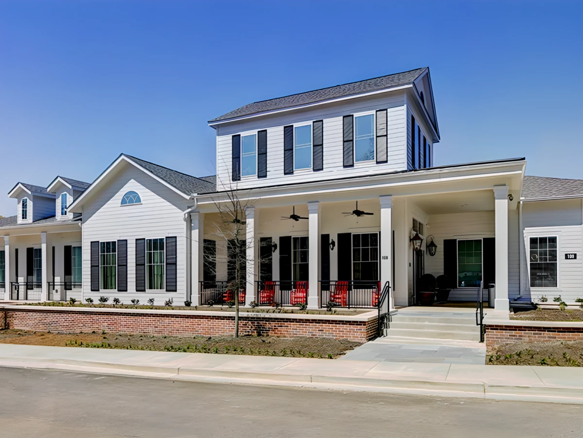 U Club Townhomes at Oxford 0