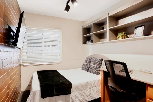 405 E WHITE ST, CHAMPAIGN, IL 1