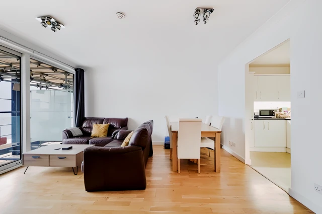 LH-Boardwalk Place 3