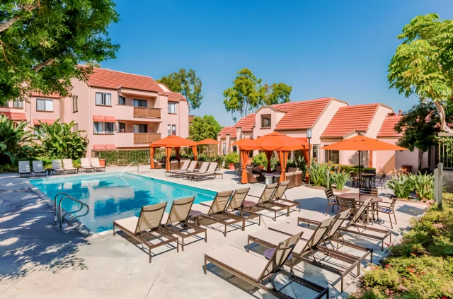 Berkeley & Columbia Court