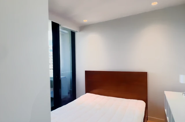 442 Elizabeth Street 1