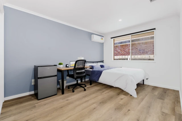 844 Blackburn Road 4