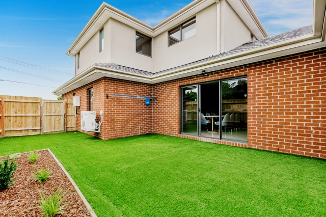 10 & 10A Carlson Avenue 1