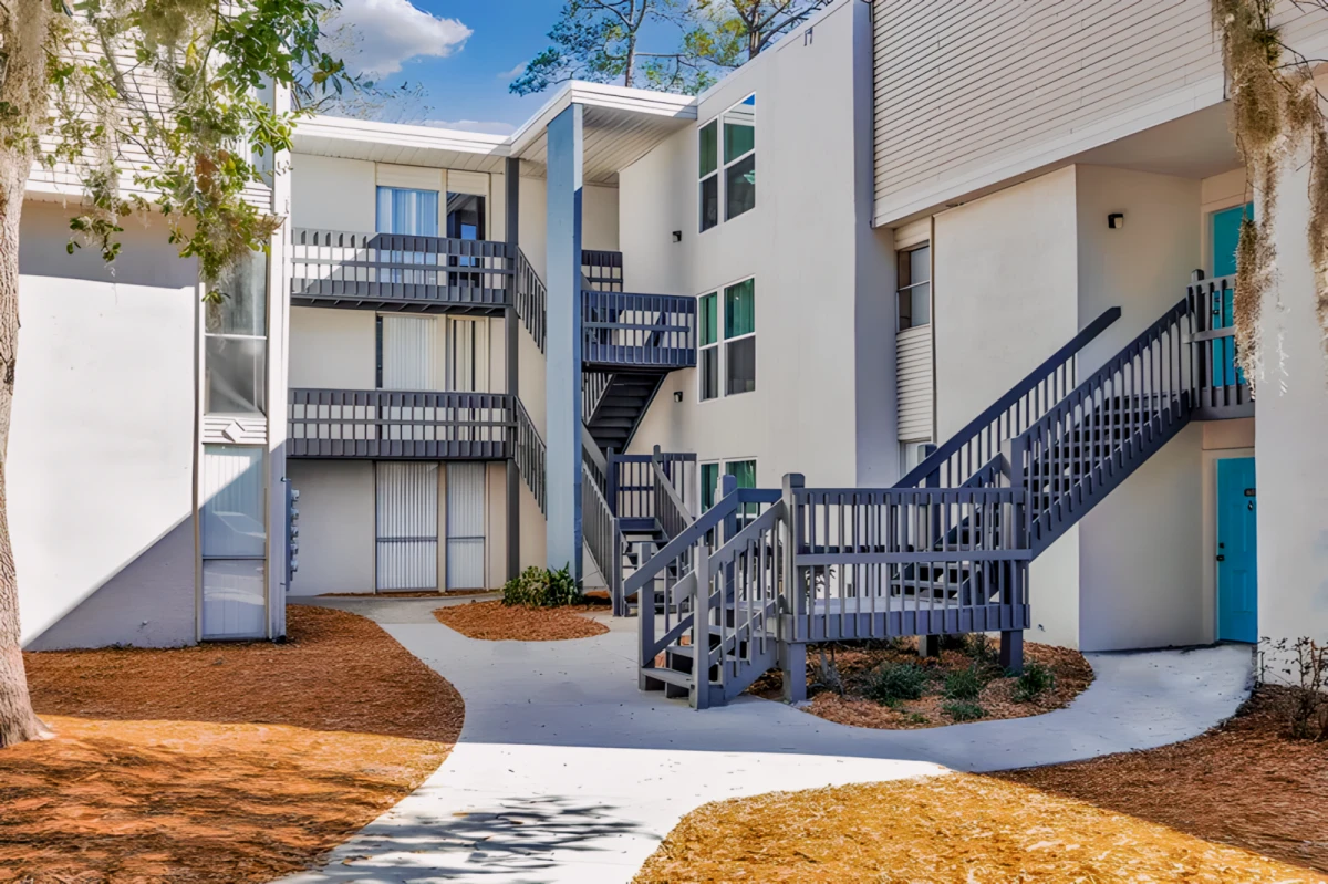 Edenfield Shores - chỗ ở sinh viên tại Jacksonville, FL