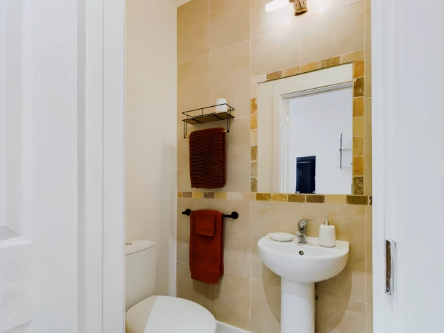 126 Uttoxeter New Road 2