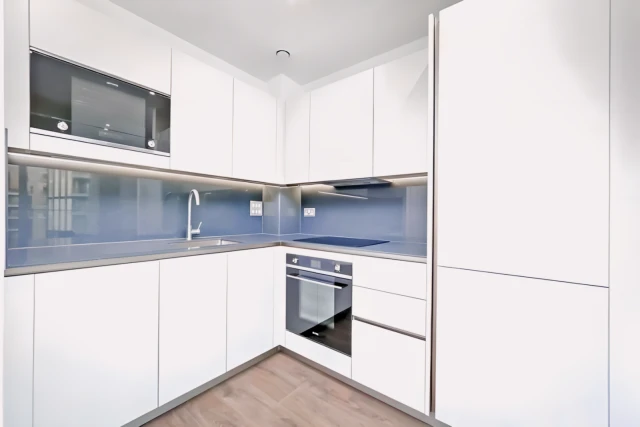 LH-Hartingtons Court 3