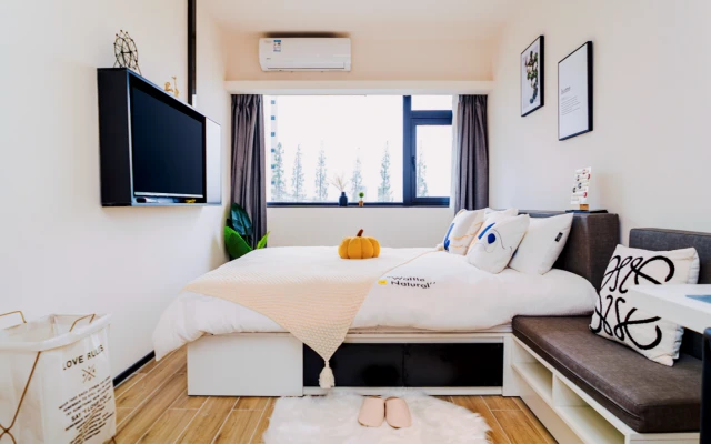 Jiangchuan Road Metro Station Store - CJIA Apartment 4