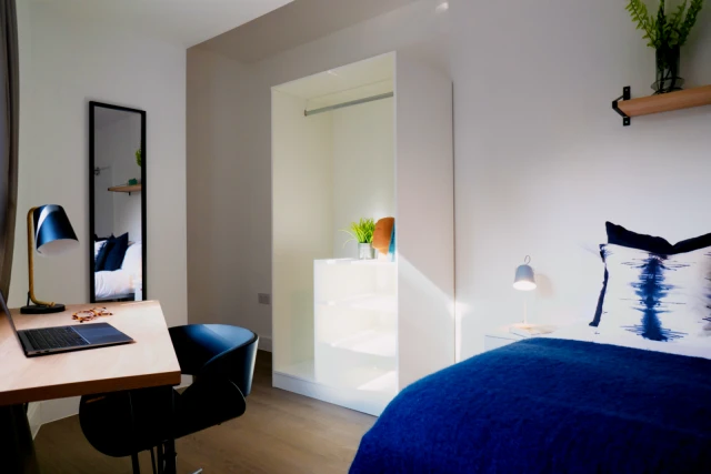 Flat 1, 386 Moss Lane East 4