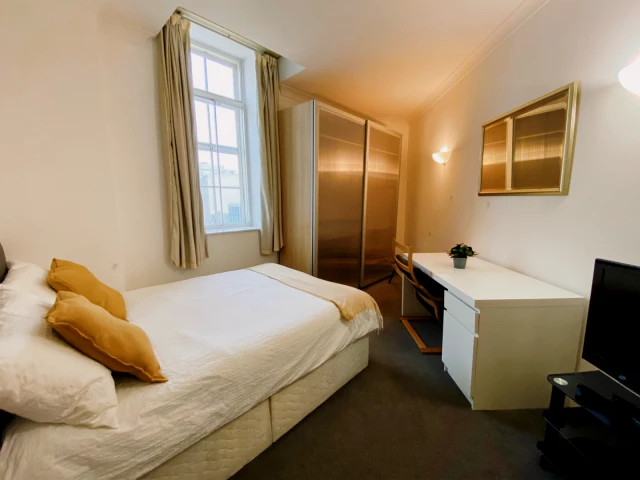 LH-County Hall, South Block 2