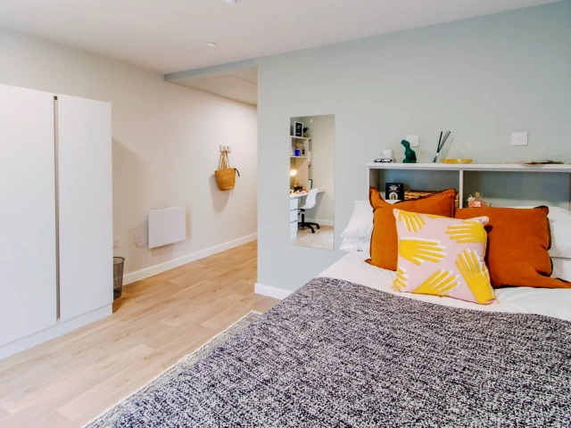 uhomes.com | Student Accommodation, Housing, Flats, Apartments for Rent