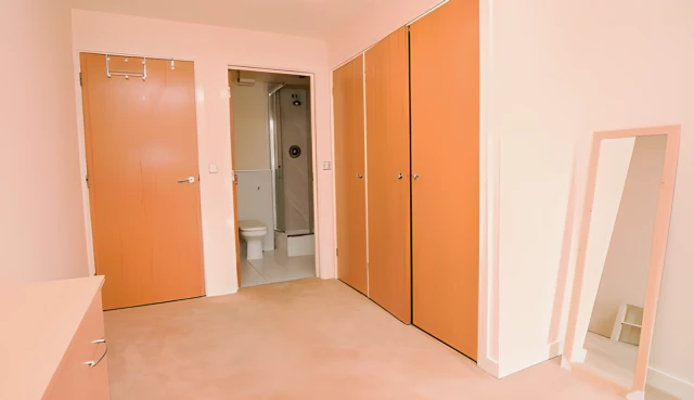 Entire Place·2B2B·Flat8·3·Benedictine Court Priory Place 4