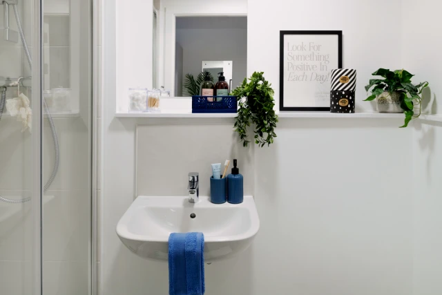 uhomes.com | Student Accommodation, Housing, Flats, Apartments for Rent