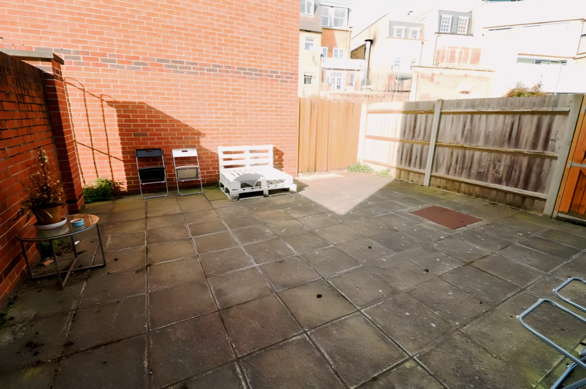 apartment in Peckham 0