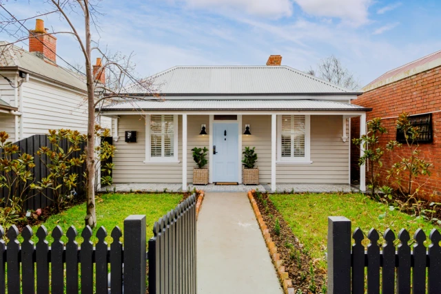 Room 6/12 Talbot Street South, Ballarat Central