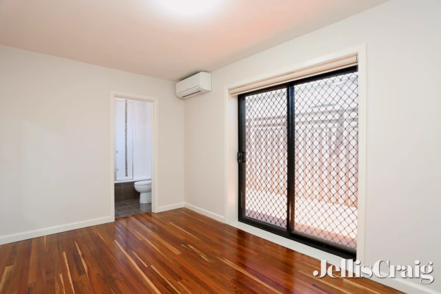 2/3 South Daly Street, Brunswick West 2