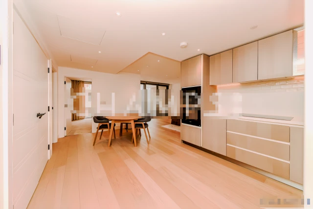 70 Chartwell House , 4 Palmer Road, London , SW11 4FP 4