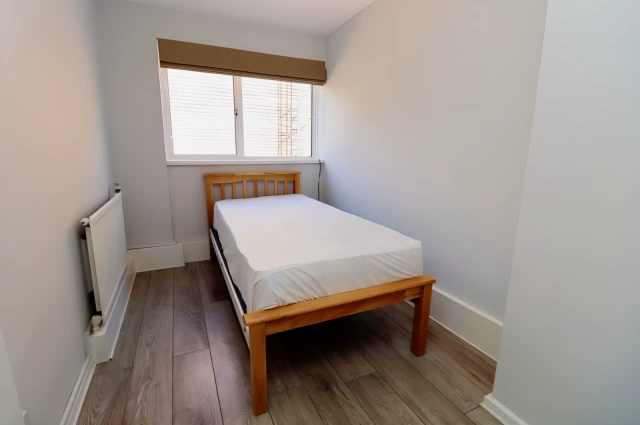 apartment in Ealing 2