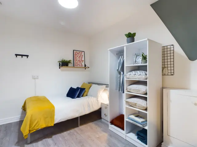 10, Richmond Road, Lincoln 2